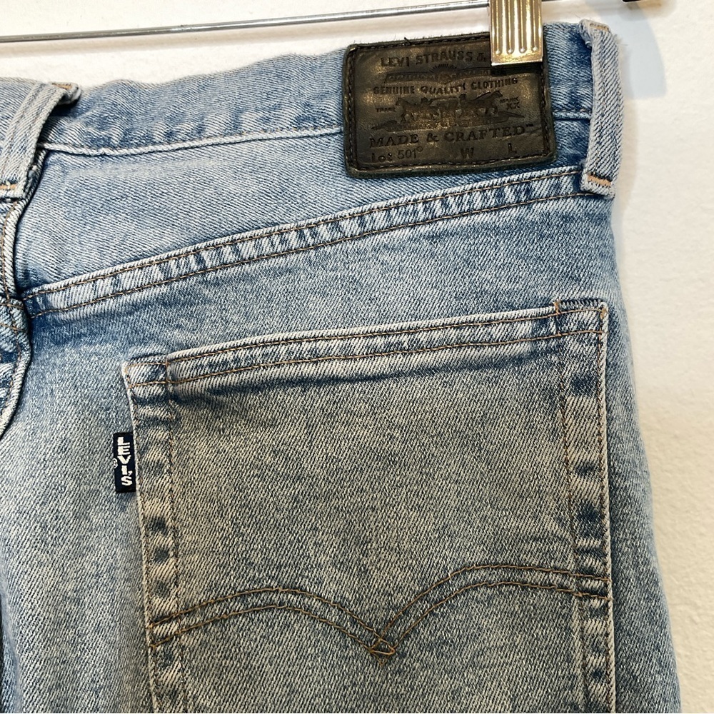 Levi's 501 Original Made & Crafted High Rise Button Fly Jeans Size 30/30 - Picture 7 of 17